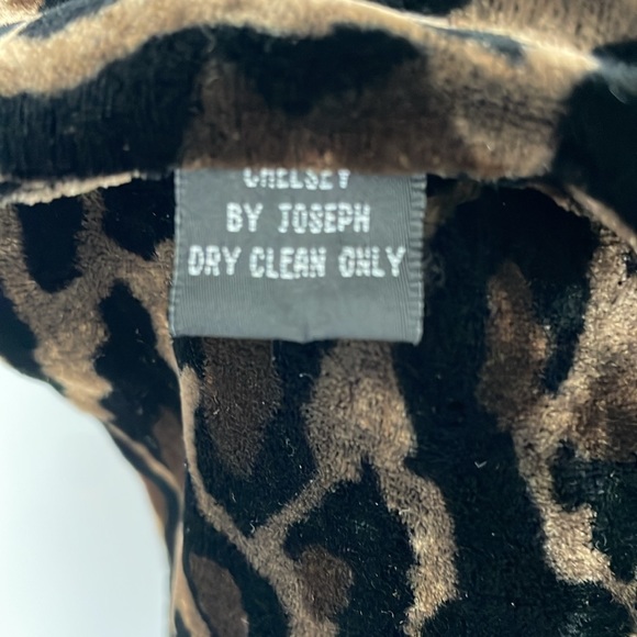 Chelsey by Joseph Silk/Rayon Velvet Animal Print Scarf Size: 53”x 11” - Picture 3 of 4